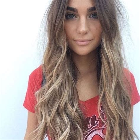 The dark brown base will make the blonde pop out. 55 Fashionable Ideas for Brown Hair with Blonde Highlights ...