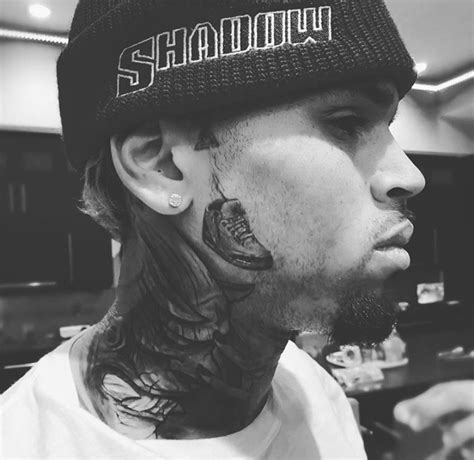 Chris Brown News On Twitter Picture Chris Brown Shows Off New Neck