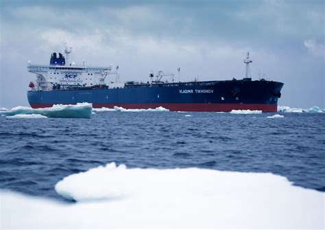 Oil Shipments Through Barents Sea Could Rocket With Rosnefts New Arctic Field The Independent