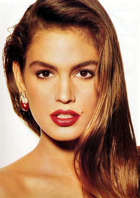Picture Of Cindy Crawford 90s Makeup Look Cindy Crawford Supermodels