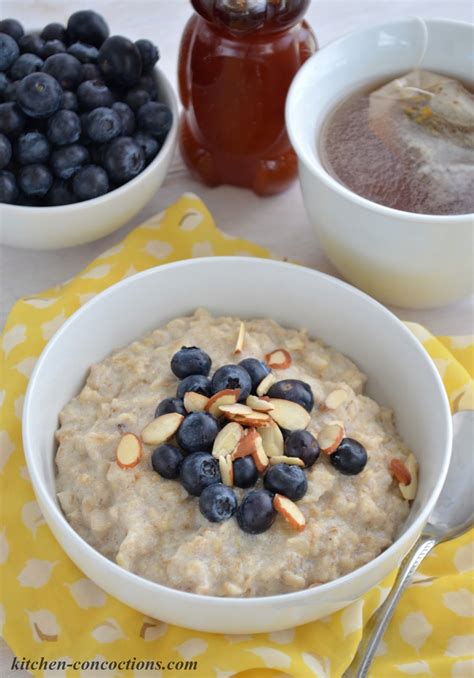 Inside there is a sweet filling of sweetened condensed milk with lemon notes. Lemon Ricotta Oatmeal with Blueberries and Almonds ...
