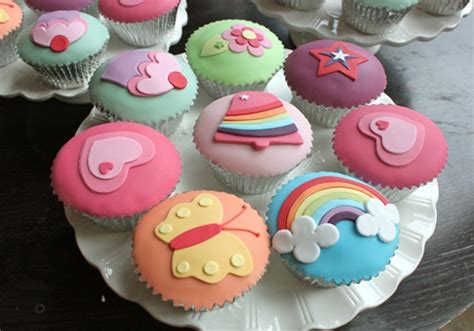 40 Cute Birthday Cupcake Decorating Ideas For Kids Designmaz