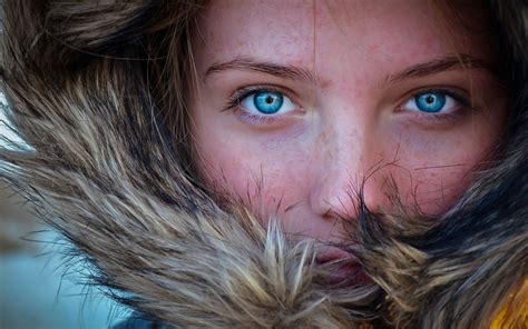 Blue Eyes Face Women Freckles Fur Portrait Wallpapers Hd Desktop