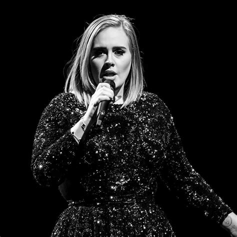 Adele Performing At Staples Center Los Angeles Ca Aug 20 Adele