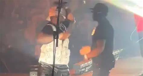 50 Cent Throws Mic Into Crowd Striking Radio Host • Withguitars