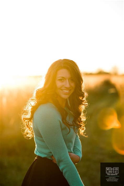 Senior Girl Picture Ideas Gorgeous Lighting Fall Sunset Senior Portrait