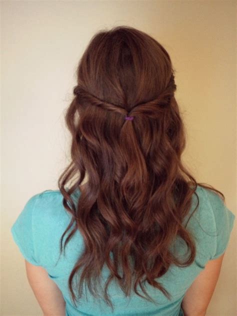 Curlywavy Hair With Sides Twisted And Pulled Back Wavy Curly Hair