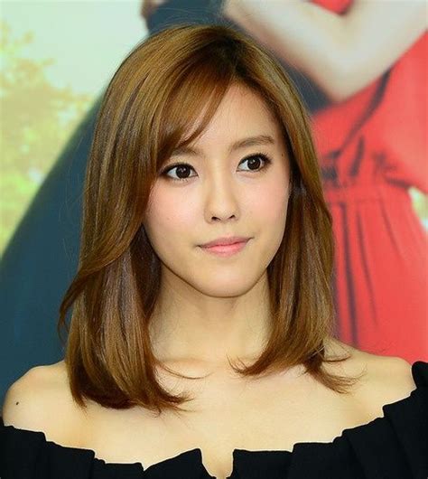 The medium bangs look classy and make a great addition to any hairstyle. 50 Gorgeous Side Swept Bangs Hairstyles For Every Face Shape