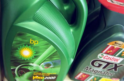 How often to change the car oil? What's the best oil for my car? | Autocar