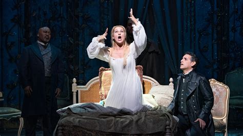 Review ‘la Traviata Opens A New Era At The Met Opera The New York Times