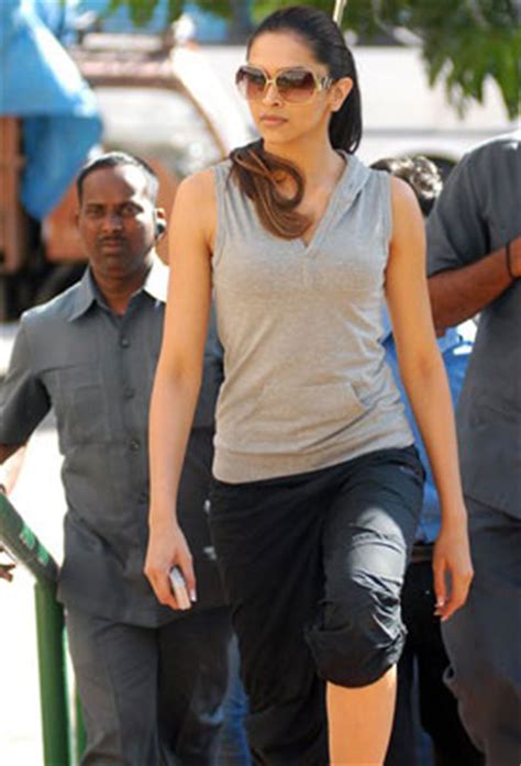 Maybe you would like to learn more about one of these? 10 Pictures of Deepika Padukone Without Makeup That Prove ...
