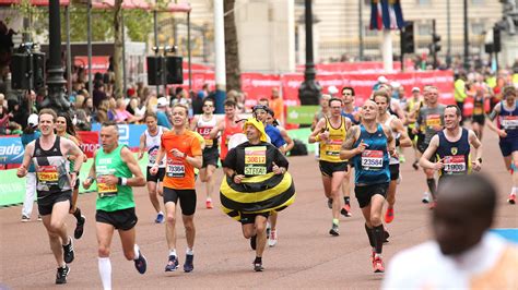 In Pictures Thousands Hit The Streets For London Marathon Bt