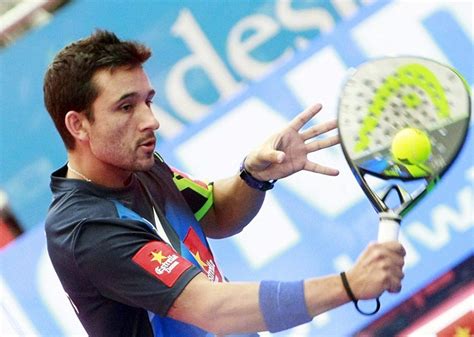 Find the best padel racket / padel tennis racket. Sportliefhebbers opgelet: binnenkort kunnen we padel ...