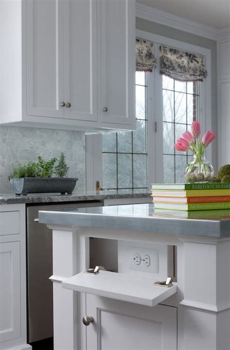 Super White Quartzite Everything You Need To Know Kitchen Interior