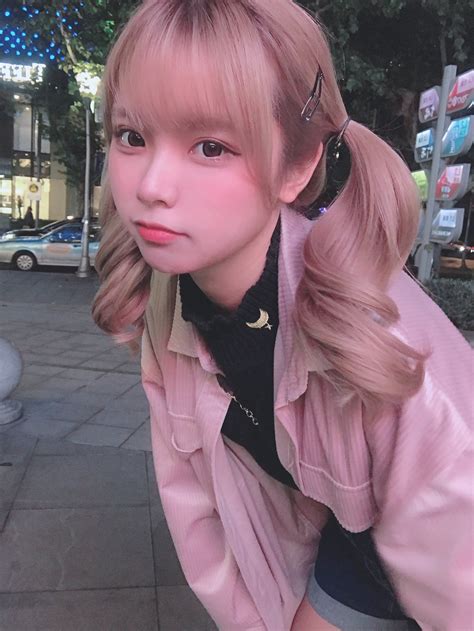 Liyuu On Twitter Cute Korean Girl Cute Japanese Girl Kawaii Girl