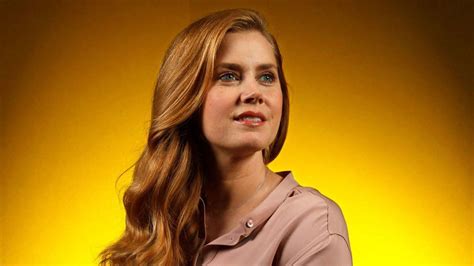 Amy adams became better known and added to her net worth when steven spielberg's catch me if you can with leonardo dicaprio and tom hanks was released in 2002. Amy Adams |Bio, Husband, Hot Legs, Heels, New Net Worth 2021