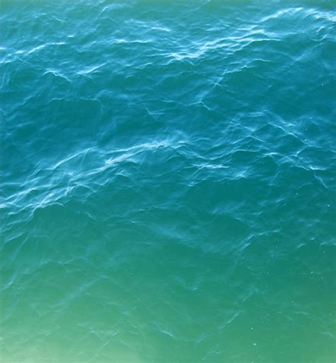Useful High Quality Water Textures For Photoshop Users