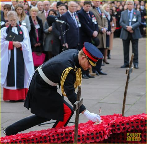 Prince Harry Suits Up For Field Of Remembrance At Westminster Abbey