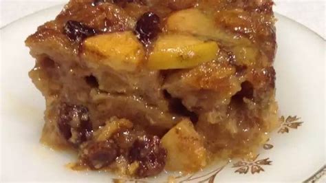 Apple Bread Pudding Apple Bread Pudding Recipe Cinnamon Bread Pudding