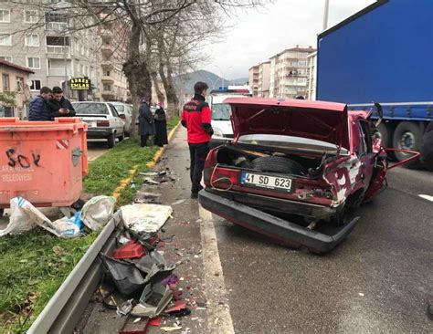 Önce tankere sonra kamyona çarptı 2 yaralı Sakaryadan Haber