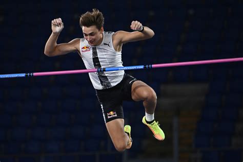 Jul 04, 2021 · world record holder armand duplantis did not disappoint his home fans as the swede won the pole vault with a leap of 6.02 metres. Armand Duplantis springt over 6m15, de hoogste sprong ooit ...