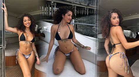 Malu Trevejo Shows Off Her Sexy Body In A Black Bikini Photos Crackedgirls Com