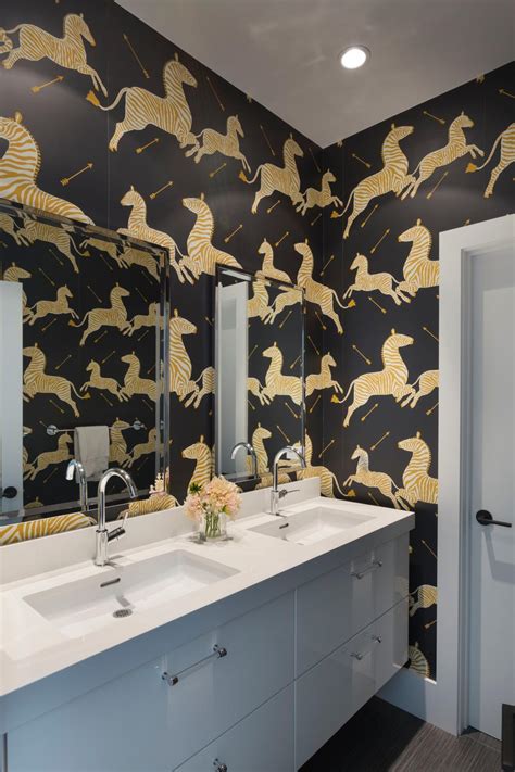 15 Beautiful Reasons To Wallpaper Your Bathroom Hgtvs