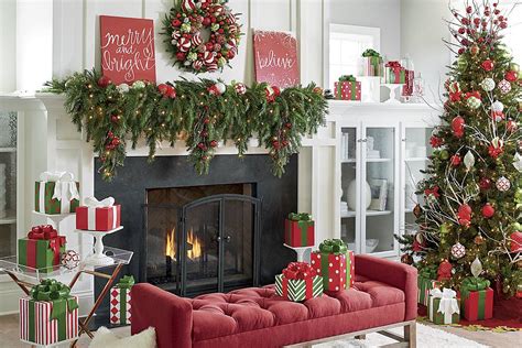 How to Decorate a Christmas Mantel: Updated Traditional - Grandin Road Blog