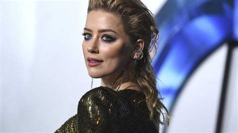Amber Heard es considerada como la mujer con el rostro perfecto según