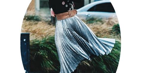 how to wear metallic skirts