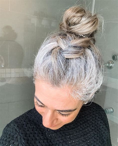 22 Hairstyles That Hide Gray Roots Hairstyle Catalog