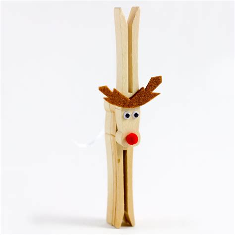 26 Clothespin Reindeer Ornament Tutorials Guide Patterns