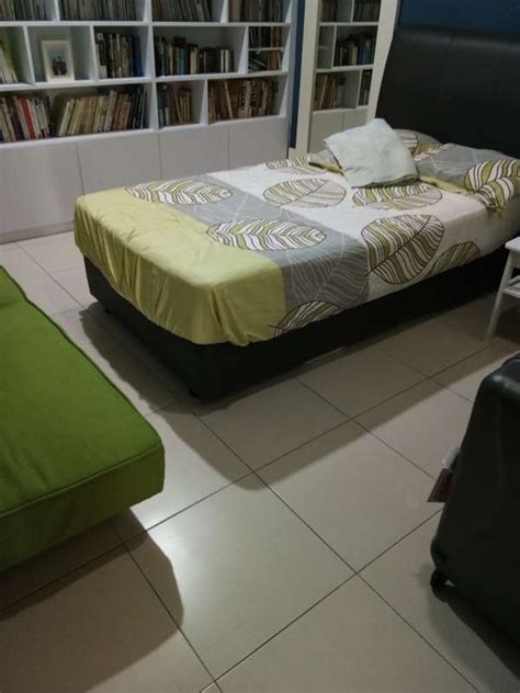 We are a team of carpenters who specialize in sanding, restoration, supply and installation of high quality wooden floors in a wide variety of colors and finishes. Vinyl Flooring Installation Taman Sutera Utama, Johor Bahru | JENFLOOR