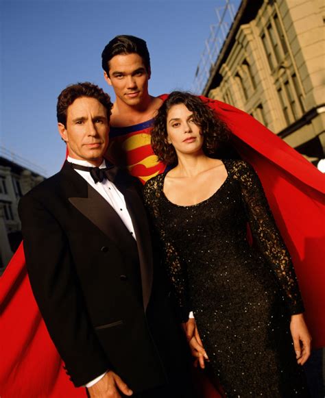 Tyler hoechlin as clark kent/superman. Lois and Clark: The New Adventures of Superman (I am in no ...