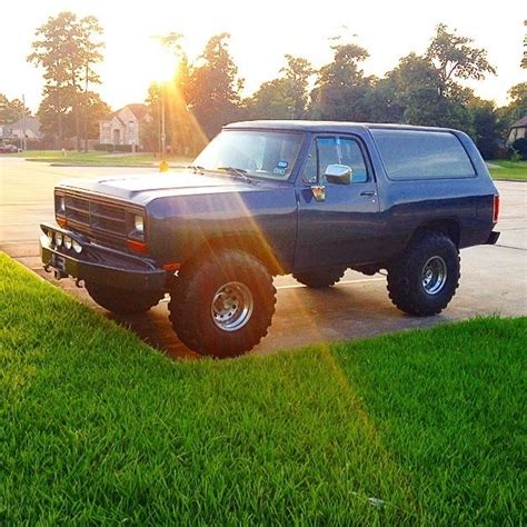 1989 Dodge Ramcharger Truck Lifted 38 Tires Winch 33k Miles For Sale