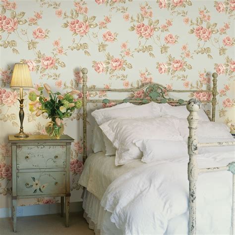 30 Shabby Chic Bedroom Ideas For A Charming Lived In Feel Foter