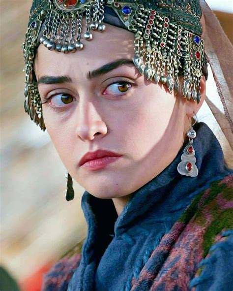 pin by eyzaaa on dİrİlİŞ ertuĞrul resurrection ertugrul turkish women beautiful turkish