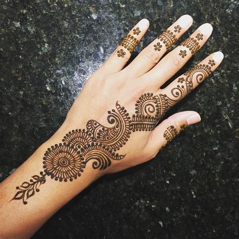 Contact mandhi design on messenger. 50+ Simple Mehndi Designs Collection 2018 - How to Draw Them at Home