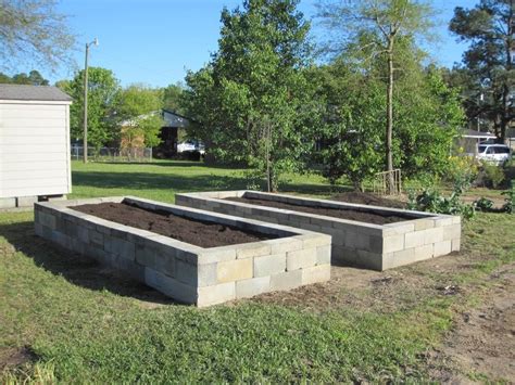 Building Raised Garden Beds Out Of Cinder Blocks I Like That They Are