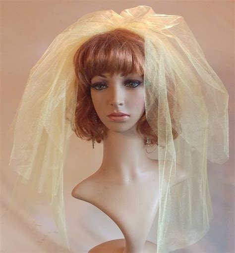 49 Best Colored Bridal Veils Images On Pinterest Bridal Veils Veils