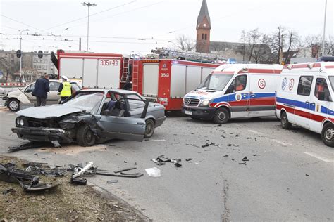 Wypadek na Przybyszewskiego i al Śmigłego Rydza w Łodzi Ranni FILM