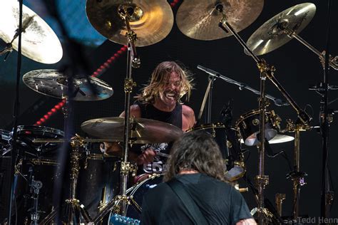 Foo Fighters Drummer Taylor Hawkins Reveals His All Time Favorite Foos
