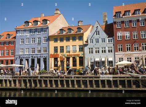 Copenhagen Denmark Eu 17thc Building With Colourful Facades In Nyhavn