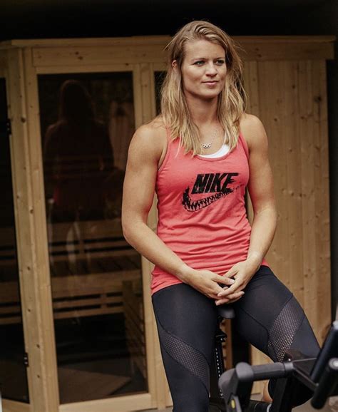 strength and beauty dafne schippers great body sporty girls female athletes track and field