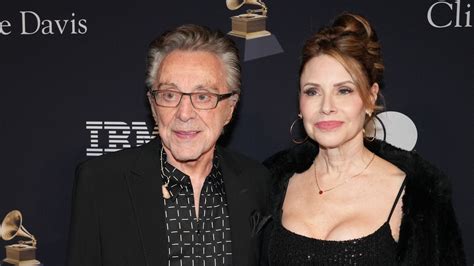 frankie valli 89 weds jackie jacobs 60 all about the singer s fourth wife hello