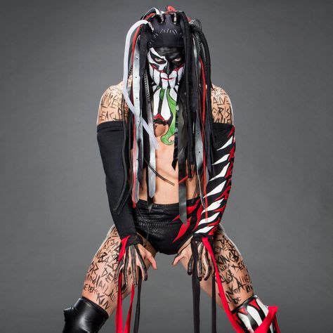 Check out exclusive photos of Finn Bálor in his Demon war paint Finn balor Finn balor demon