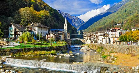 Progetti finanziati con fondi dell'unione europea. Alla scoperta di Aosta: la città, gli abitanti, cosa ...