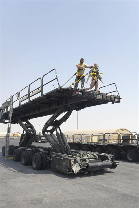 8 Eams 60k Tunner Loader Fall Protection Exercise Us Air Forces