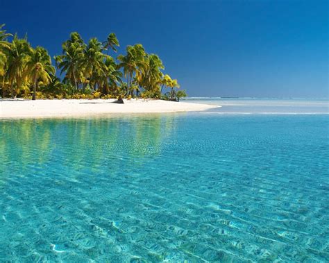 Tropical Beach Wallpaper Glass Water 2560x1600