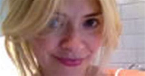 This Morning Presenter Holly Willoughby Ditches Make Up To Display